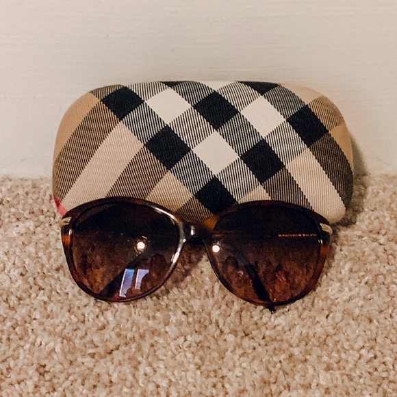 burberry sunglasses tortoise
